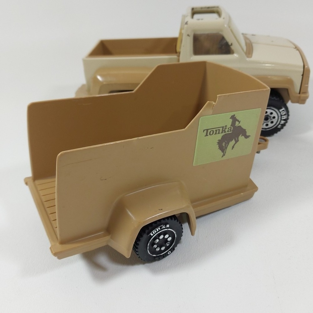 Vintage 1979 Tonka Buckin' Bronco Pick-Up Truck w/ Horse Trailer Tan #812562 - Picture 8 of 11